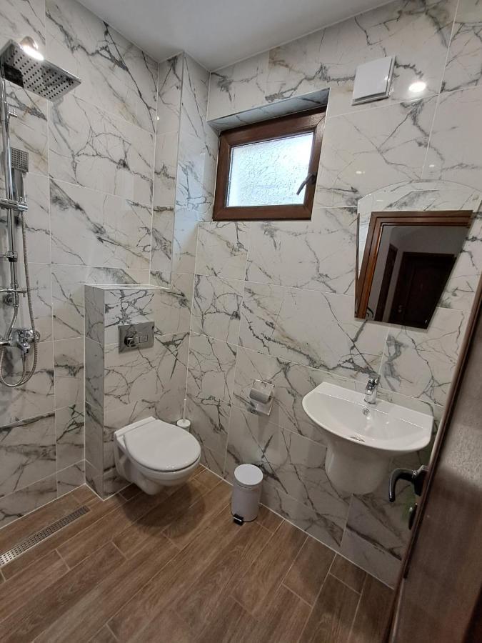 Тиловите Къщи Ribarica Luaran gambar